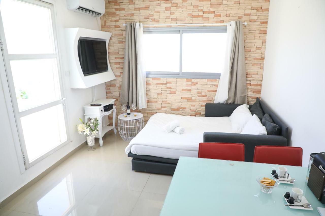 ★ Amazing View ★ Relaxing Balcony ★ Quiet ★ Lejlighed Eilat Eksteriør billede